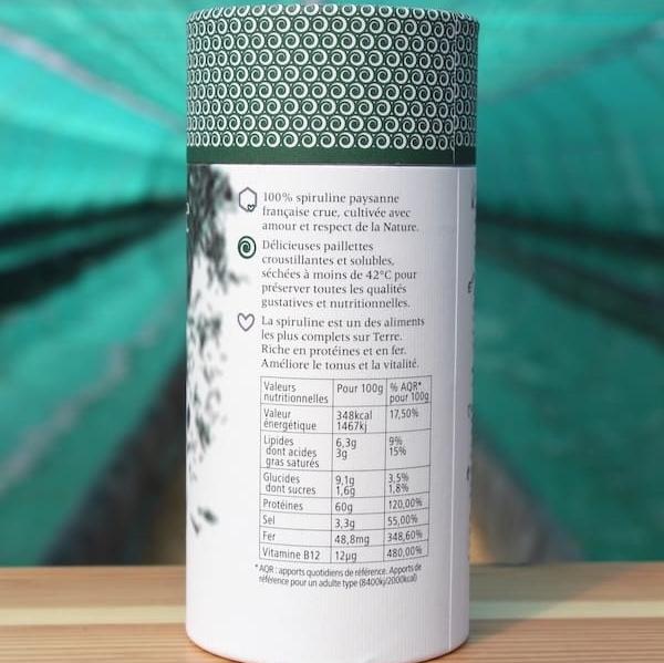 Explications sur le contenant de spiruline en paillettes cultivée chez Manjolive